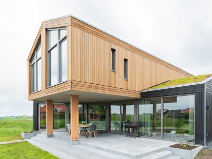 Nieuwbouw “knikhuis” te Hazerswoude-dorp